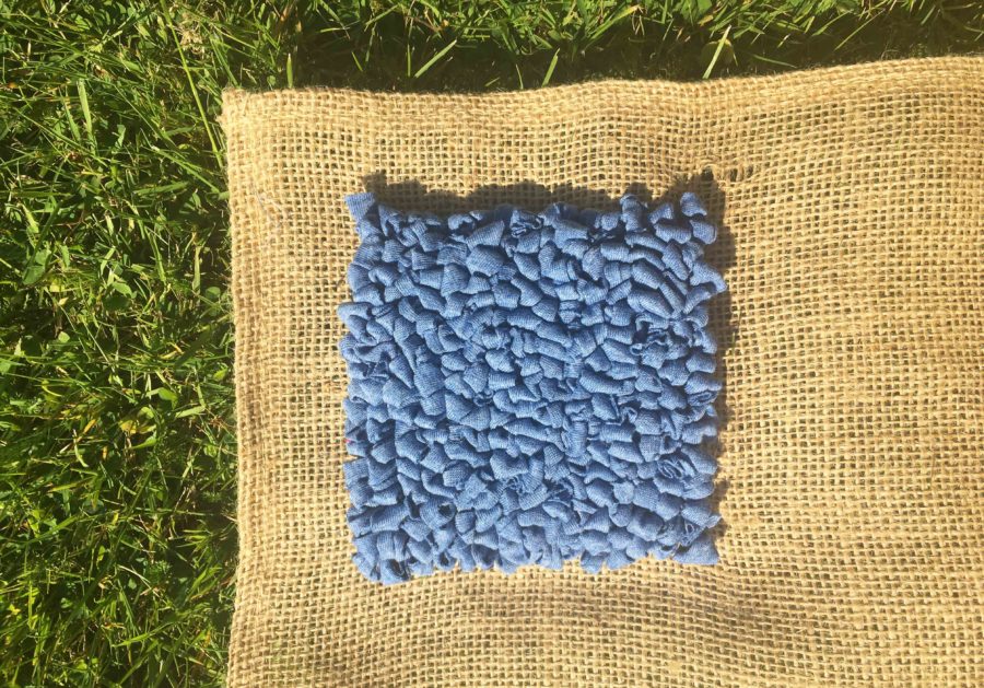 10 x 10 cm square loopy rag rugging