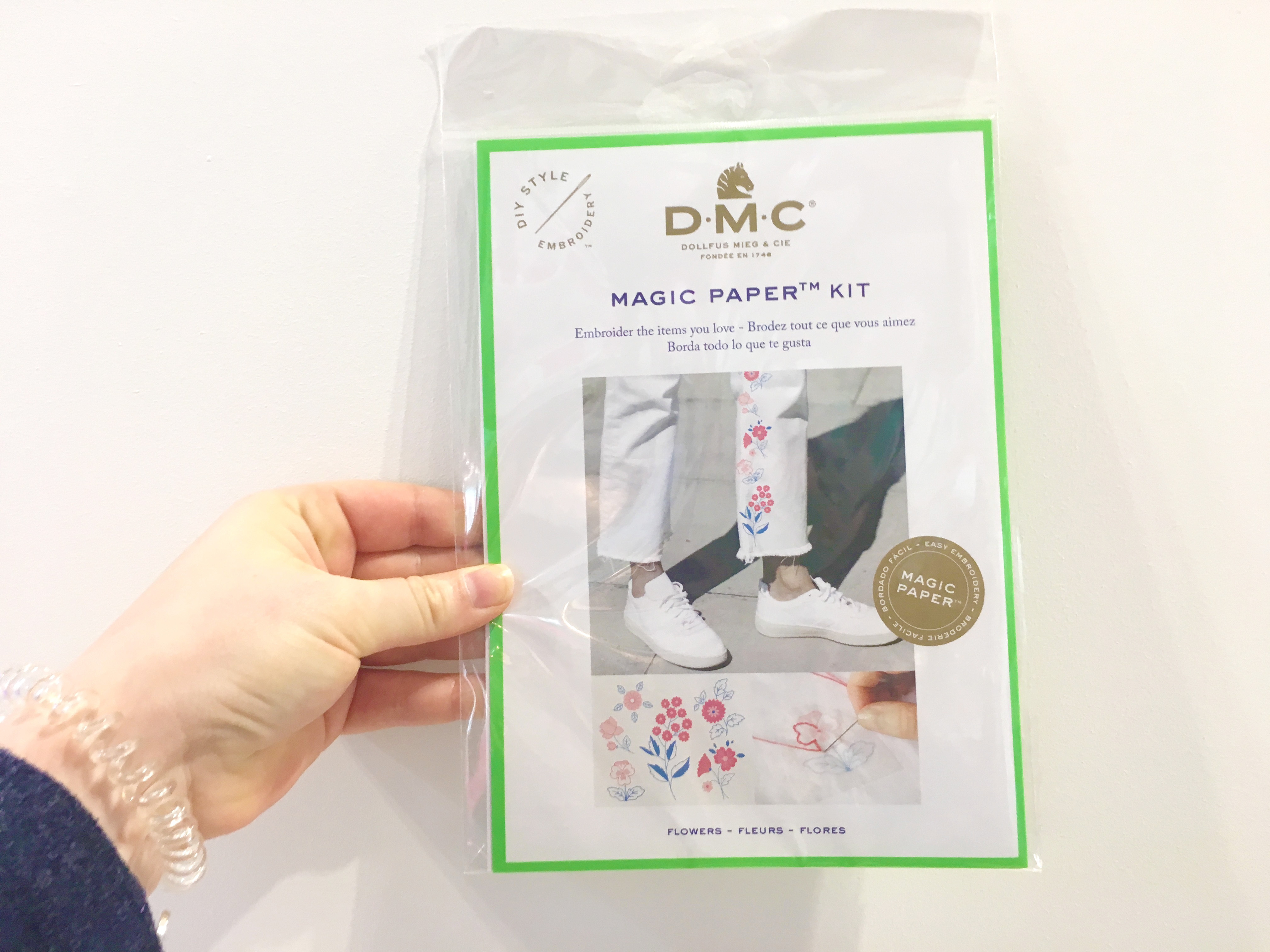 DMC Embroidery Kit Pack