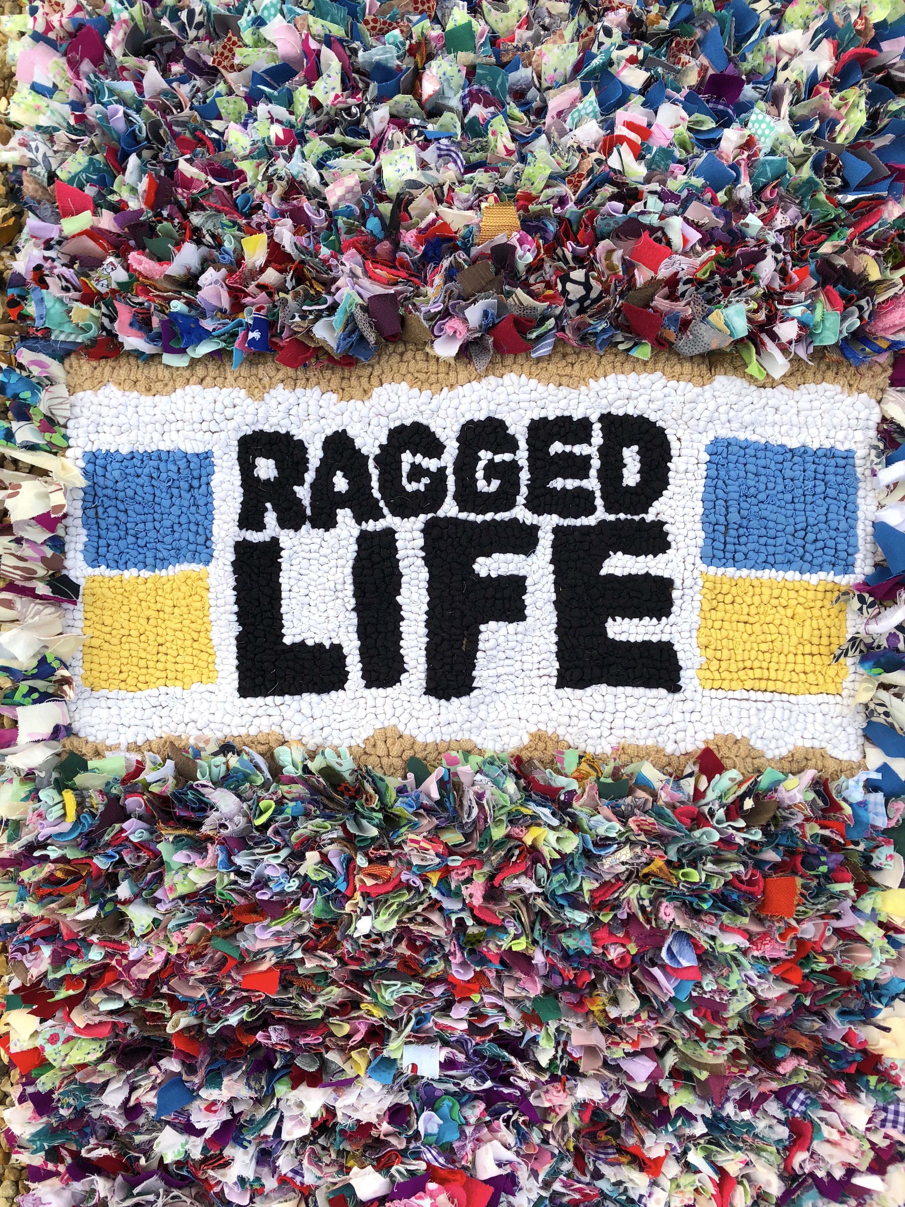 Ragged Life Rag Rug in hooky and proggy rag rugging