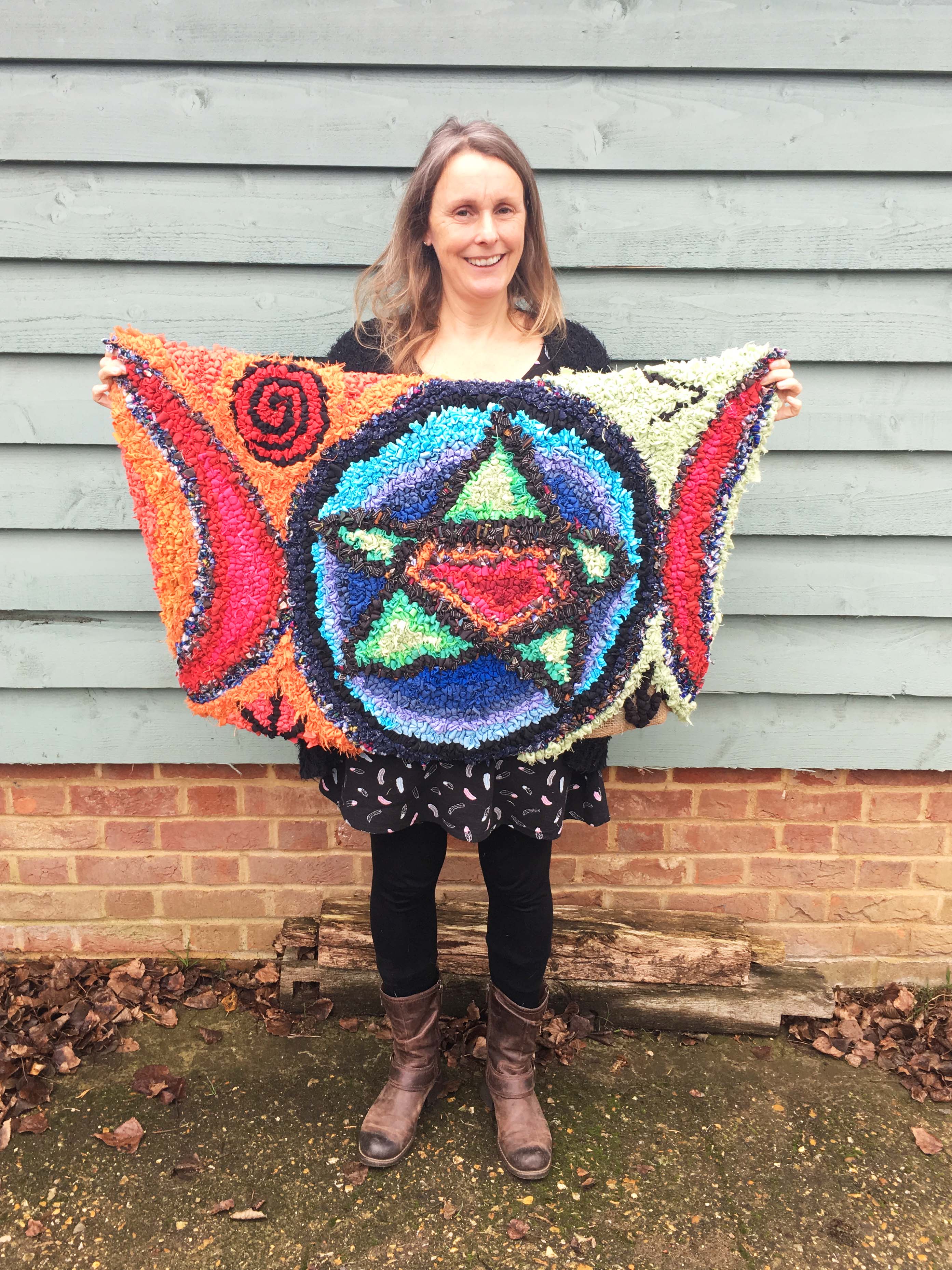 Artistic Colourful Rag Rug with Star Design