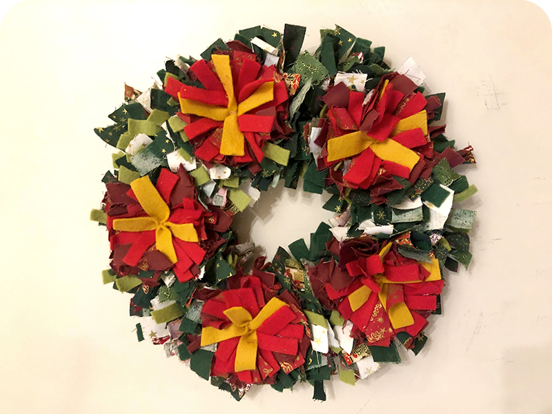 Traditional rag rug festive Christmas wreath