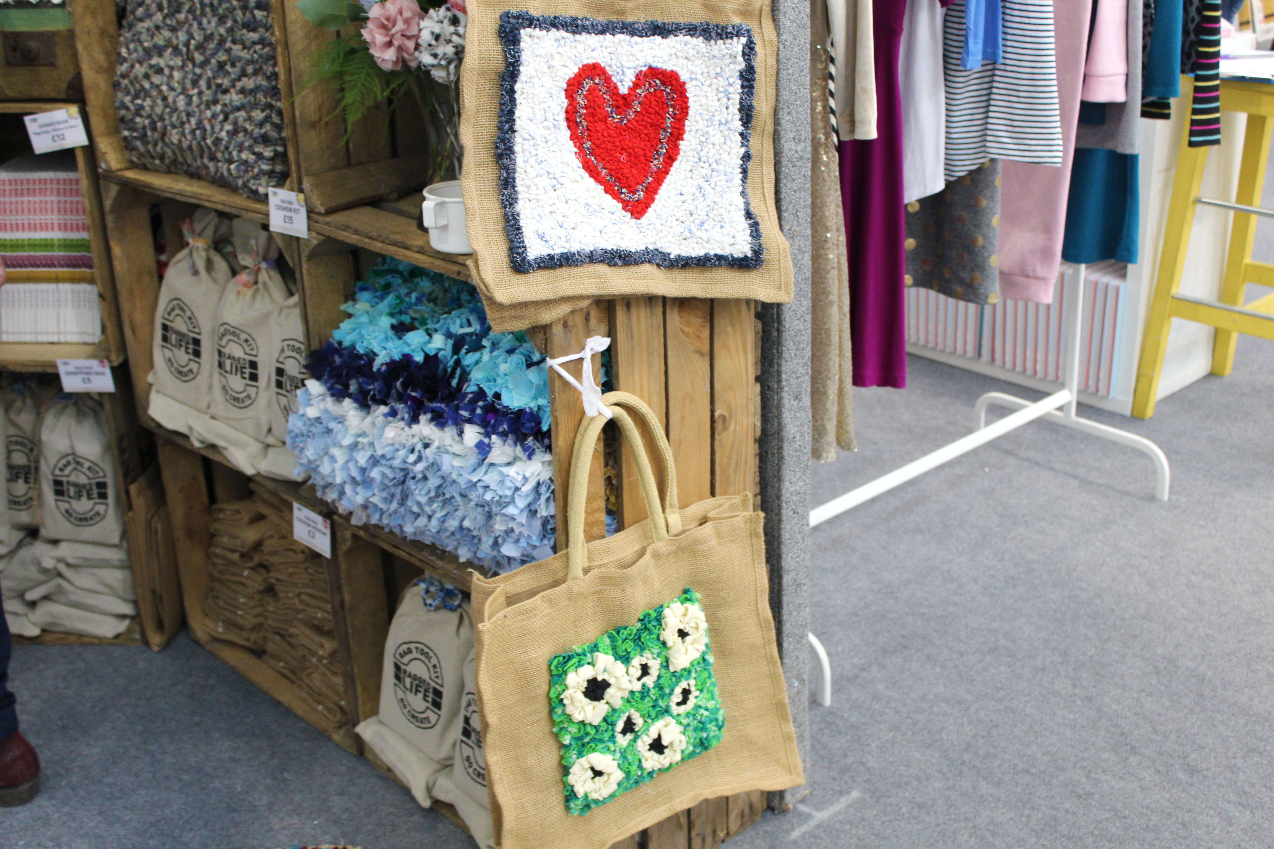 Rag Rug Bags with red heart and green foliage with flowers