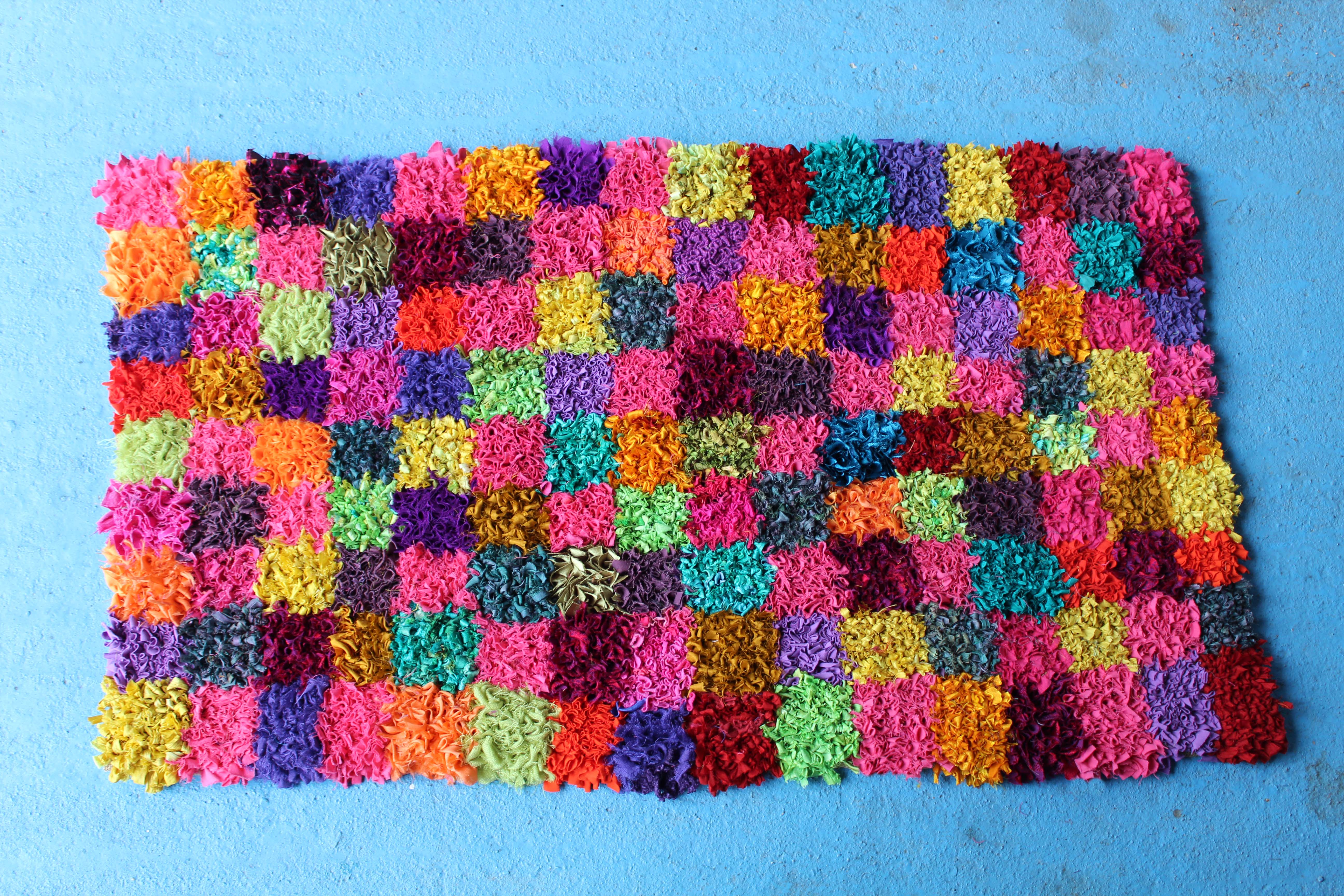 Sari silk checked rag rug with small squares