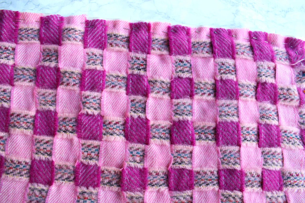 Ribbon Weaving Using Blanket Yarn Pinks