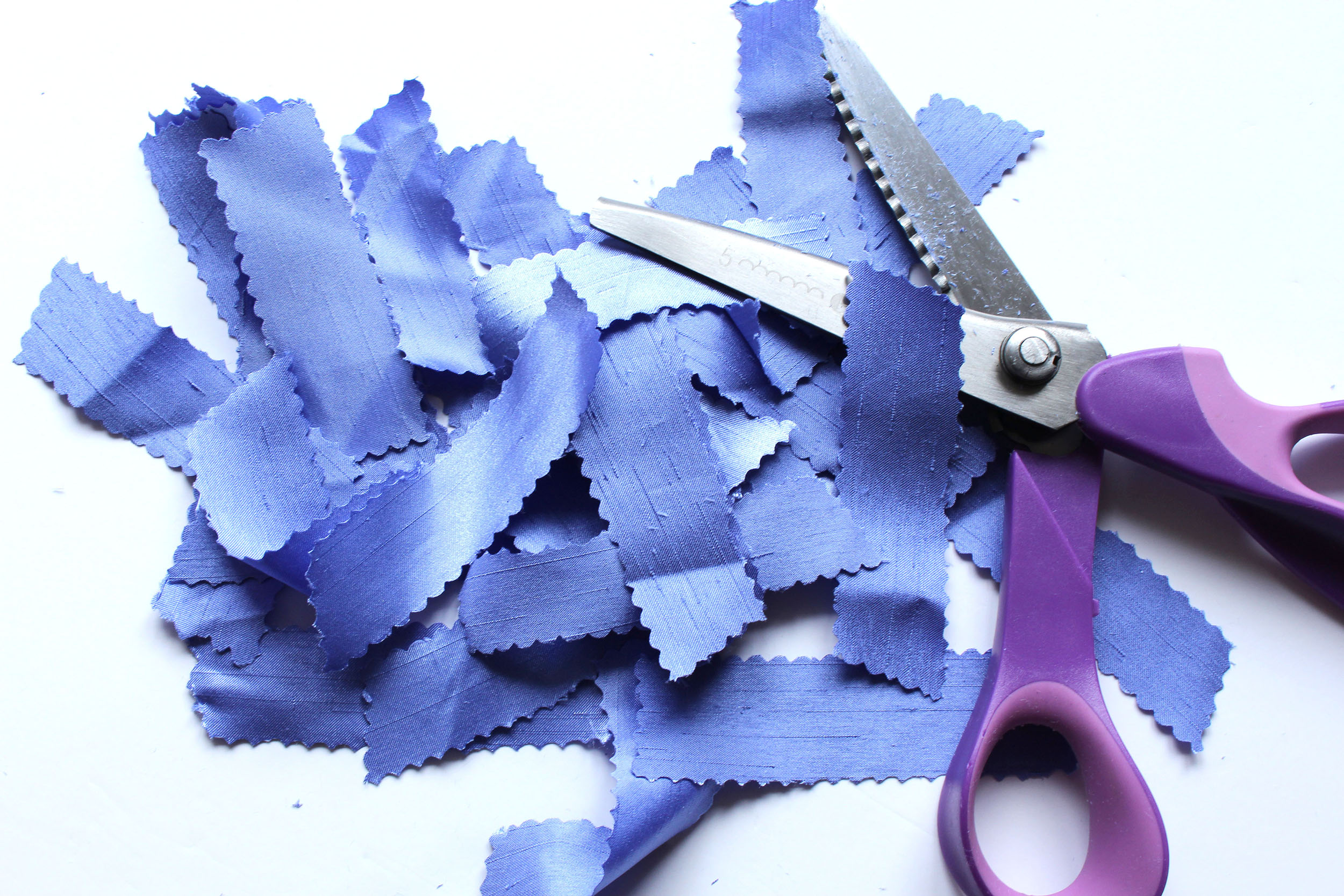 Finished Fabric Strips Cut Using pinking Shears