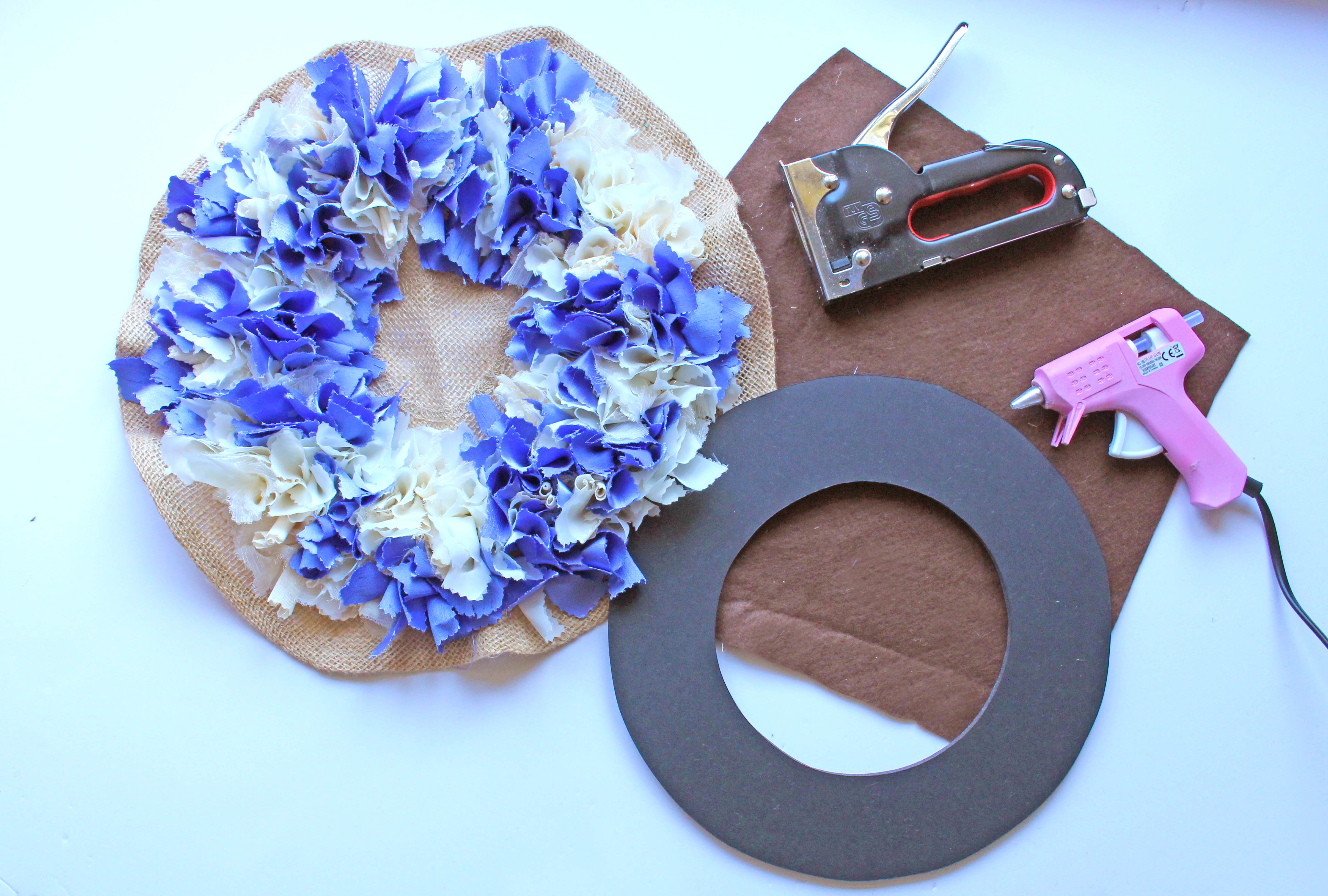 Materials and Tools for Backing Pinked wreath